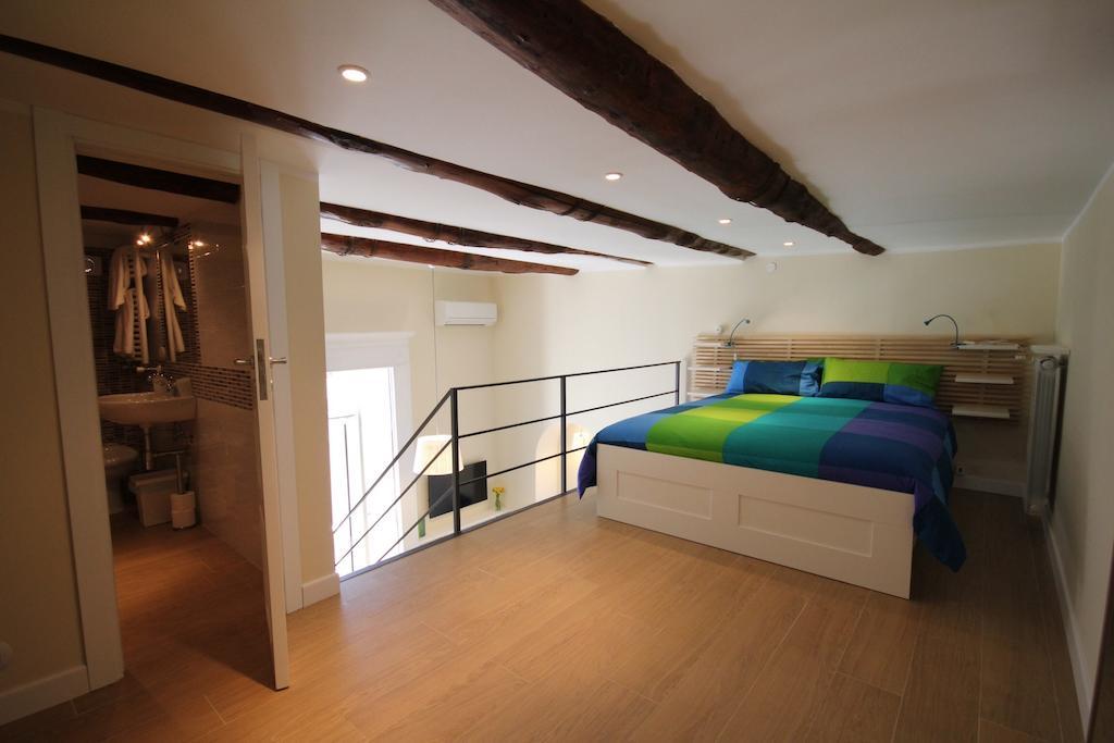Albachiara Apartment เนเปิลส์ ห้อง รูปภาพ